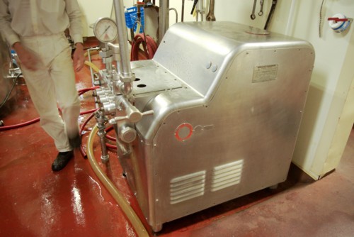The homogenizer.